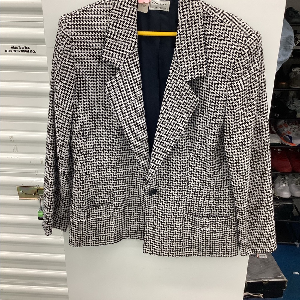 Anne Klein Black and White Houndstooth Blazer